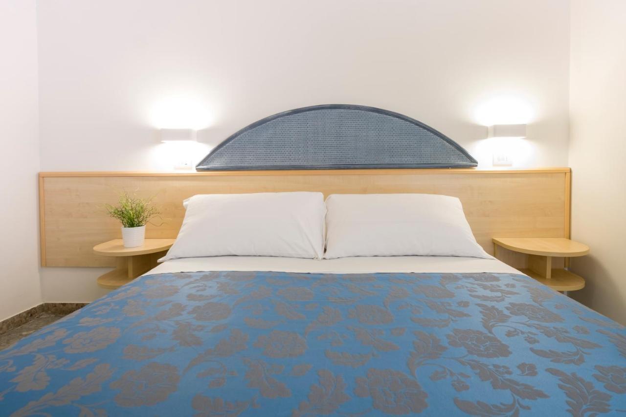 Hotel Constellation Rimini Extérieur photo
